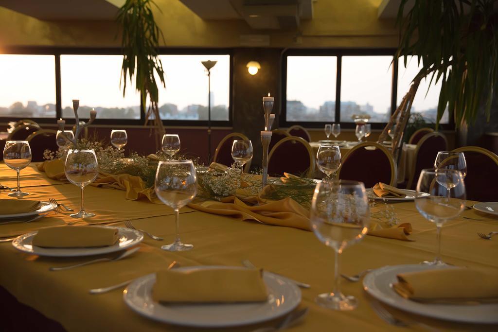 Park Hotel Latina Dış mekan fotoğraf