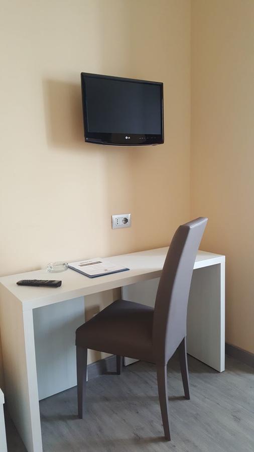 Park Hotel Latina Dış mekan fotoğraf