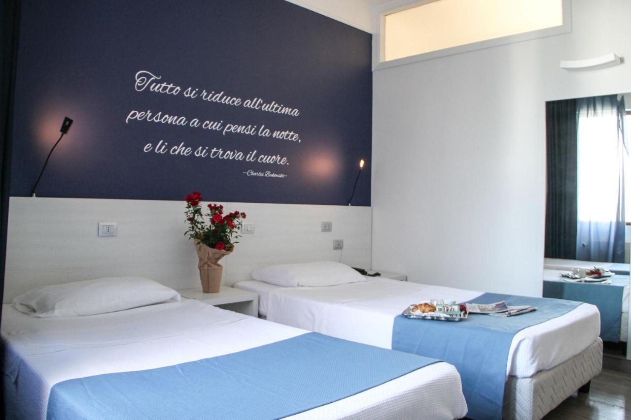 Park Hotel Latina Dış mekan fotoğraf